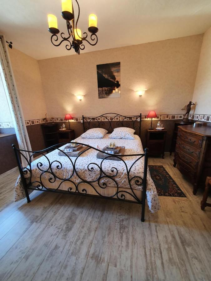Au Bon Vivant Dampierre-sur-Salon Room photo