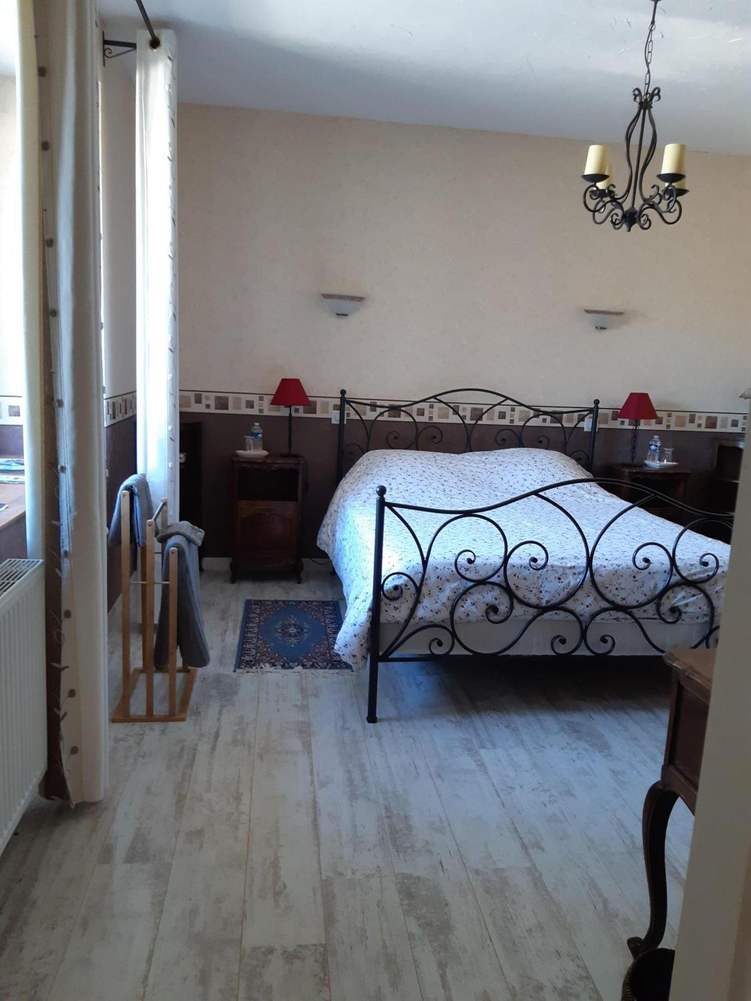 Au Bon Vivant Dampierre-sur-Salon Room photo